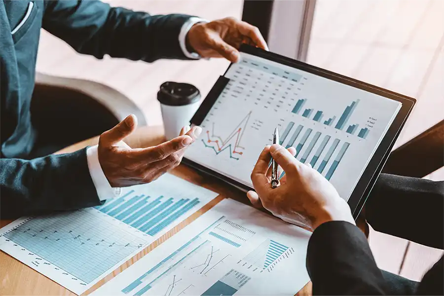 Harnessing Innovative Tools for Insights Business team analyzing financial data and marketing growth